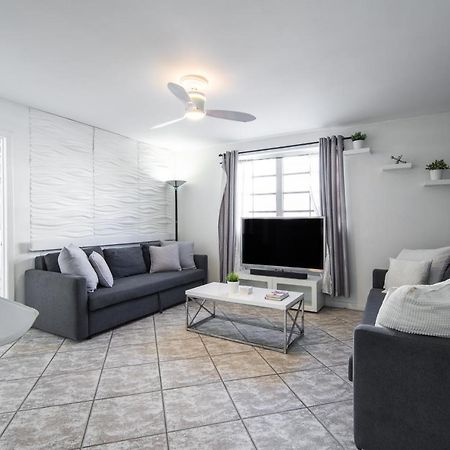 Collins Chic Apartamento Miami Beach Exterior foto