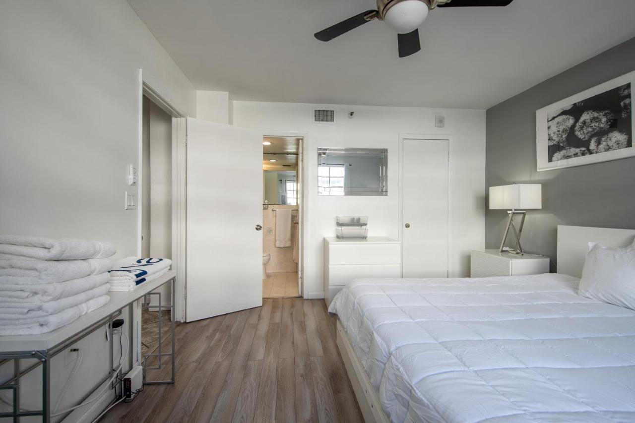 Collins Chic Apartamento Miami Beach Exterior foto